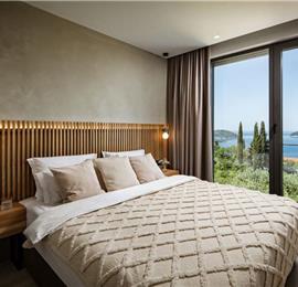 6 Bedroom Villa with Heated Infinity Pool and Sea Views in Orašac, Dubrovnik Riviera, sleeps 10-12